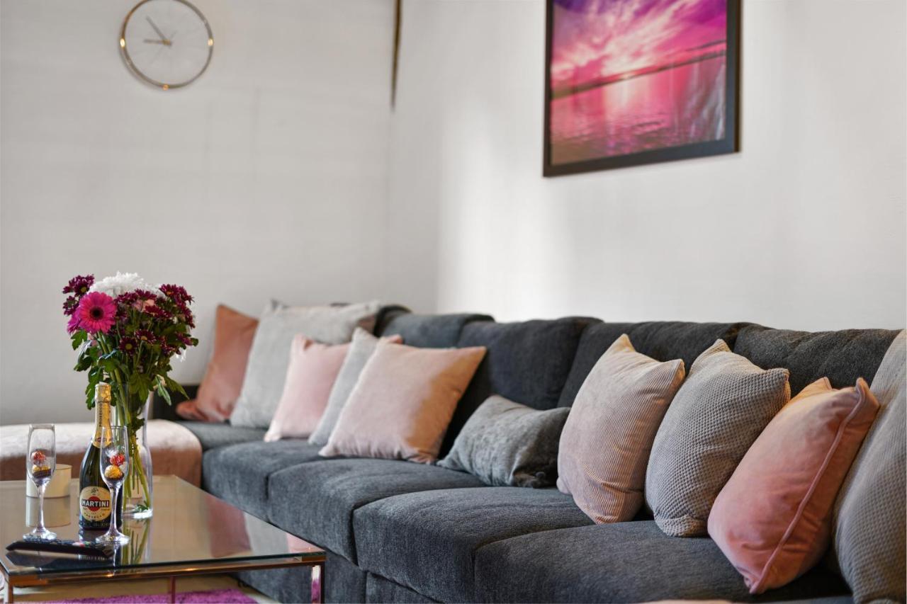 The Stunning Luxury Duplex Of Canterbury Esterno foto
